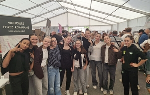 Après un repas au gymnase,  une balade en équipe à la fête de la fourme, les filles ont remporté leur match contre l’horme 115 à 14 avec un très bon état d’esprit relevé par le coach adverse. Plus qu'un match la semaine prochaine et l'accession au niveau régionale sera actée.  